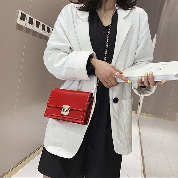 New Red Square Crossbody Chain Bag - Picture 3 of 3